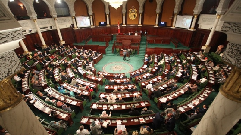 البرلمان يؤجل مساءلة 3 وزراء